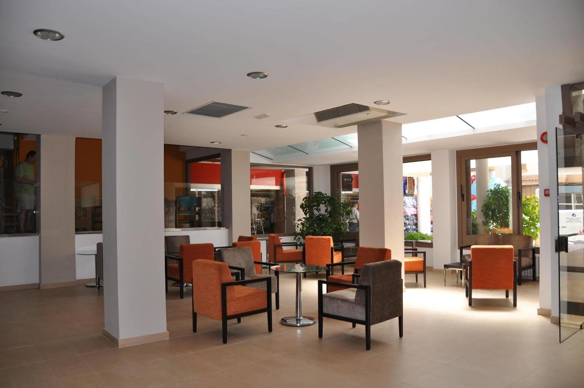 Hotel Encant El Arenal  Exterior photo